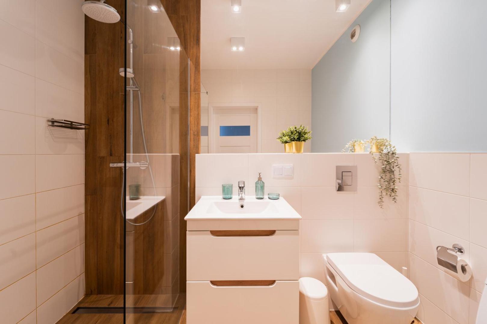 Nice Apartment - Near Sky Tower - Private Parking ヴロツワフ エクステリア 写真